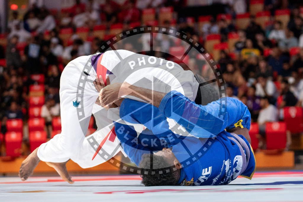 20231108PBB1214 | Fighters compete during the AJP World Professional Championship in the Mubadala Arena in Abu Dhabi, Arab United Emirates, on November 8, 2023.