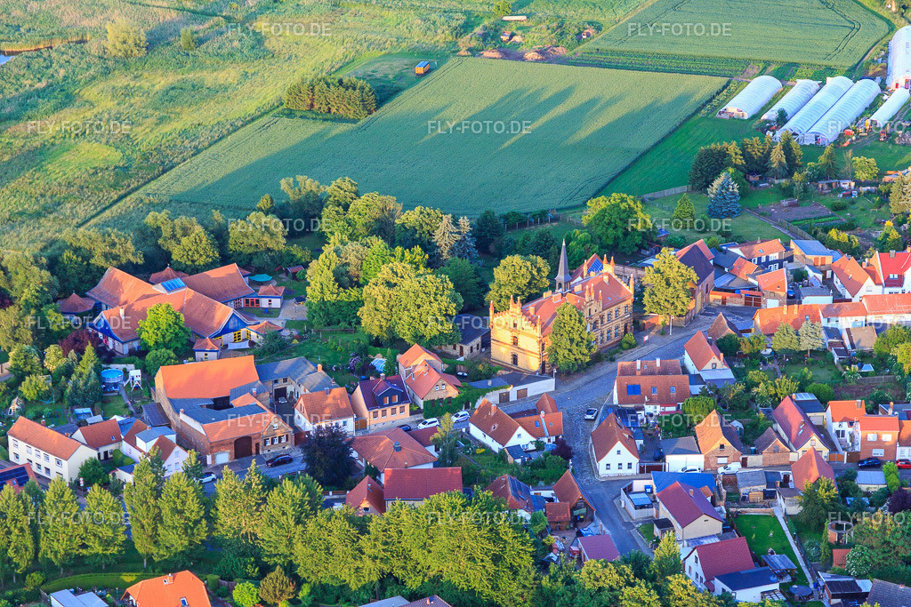 Rathaus  / Gemeindeverwaltung | Luftbild: Rathaus  / Gemeindeverwaltung im Ortsteil Frose in Seeland im Bundesland Sachsen-Anhalt in Deutschland. Foto: IMG_148048.jpg vom 11.06.2025 durch Werner Riehm/FLY-FOTO.de - Realisiert mit Pictrs.com