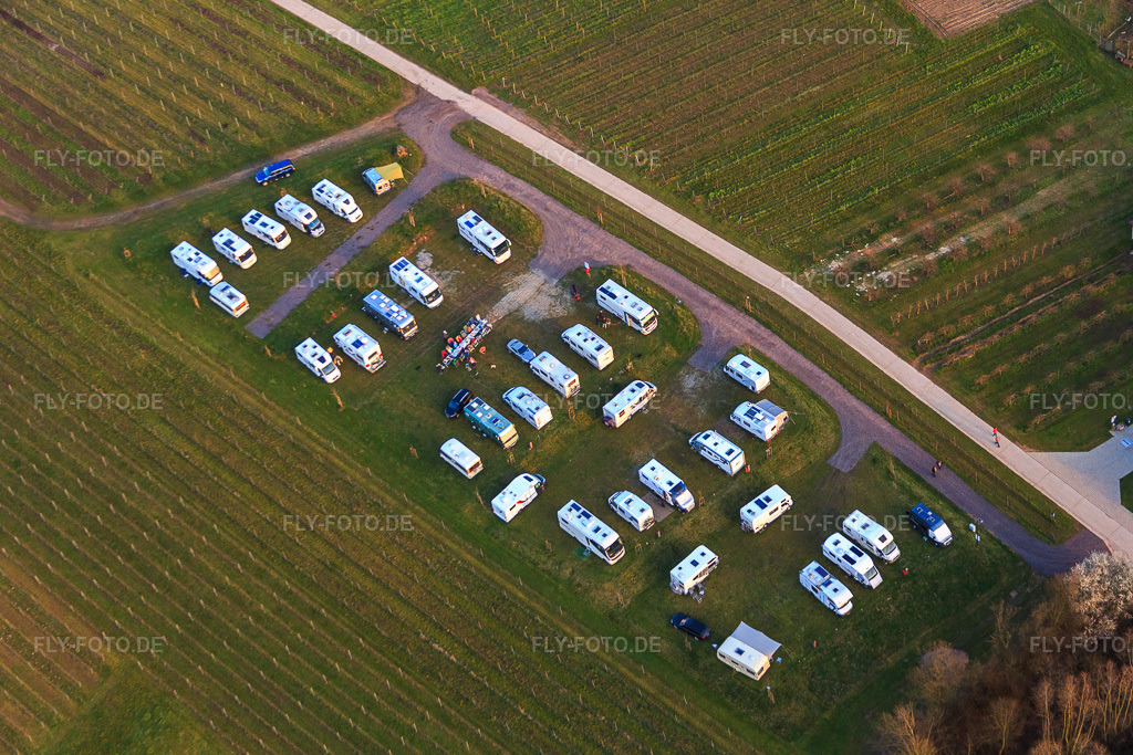 Luftbild: Wohnmobilstellplatz Geiger Dierbach in Dierbach im Bundesland Rheinland-Pfalz in Deutschland. Foto: IMG_086883.jpg vom 26.03.2016 durch Werner Riehm/FLY-FOTO.deWEINHAUS-GEIGER.DE