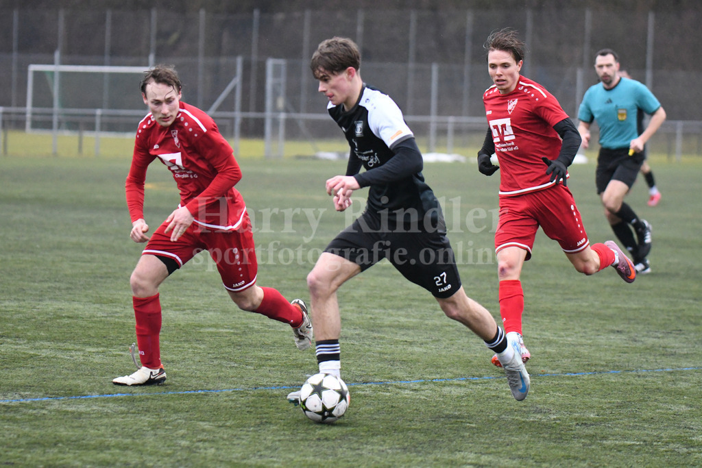 Testspiel SpVgg GW Deggendorf : TV Schierling | Felix Rem (SpVgg GW Deggendorf #27) eigene Jugend - Realisiert mit Pictrs.com