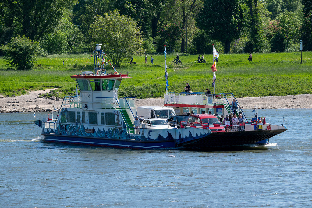 260501_Rhein_7798_mr | Entdecke exklusive Fotografie im muebri Shop: Stimmungsvolle Motive  Naturaufnahmen und mehr. Jetzt hochwertige Wandbilder und Fotoabzüge online kaufen! - Realisiert mit Pictrs.com