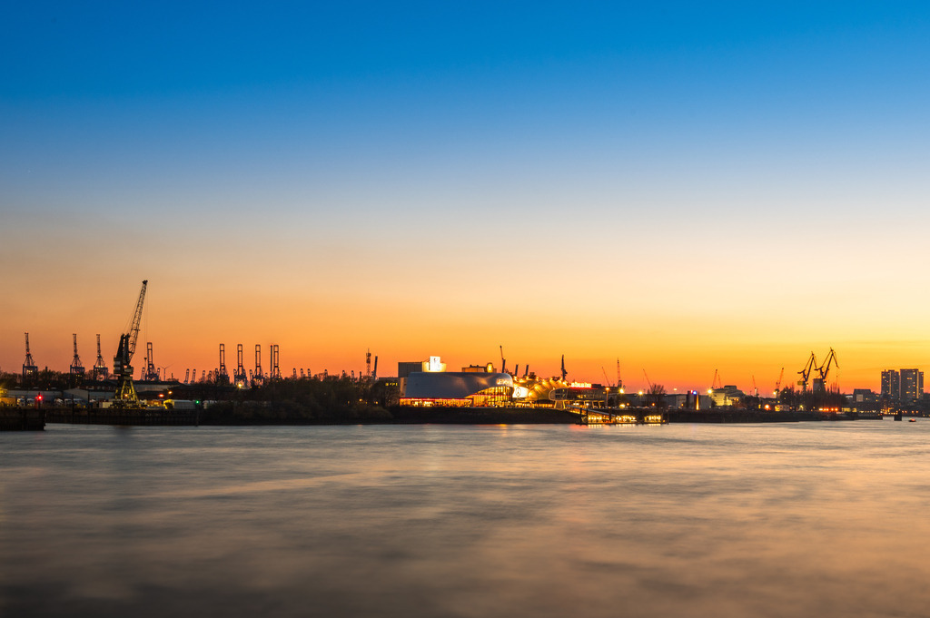 HH2022-45 | Bernd Kohlen - Fotograf | Bilder / Prints kaufen | Landschaften, Sport, Reportagen, Events, Hochzeiten, wedding, Tiere u.v.m. - Realisiert mit Pictrs.com
