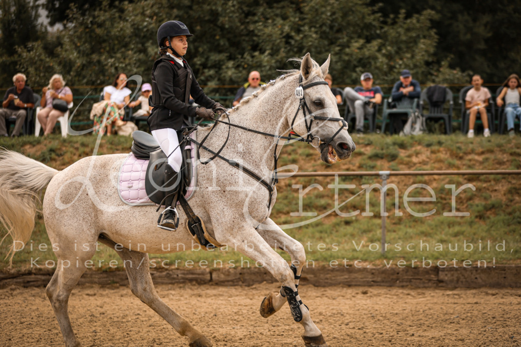 06.SoSpWB00248 | Leoni Ertmer Photography - Realisiert mit Pictrs.com