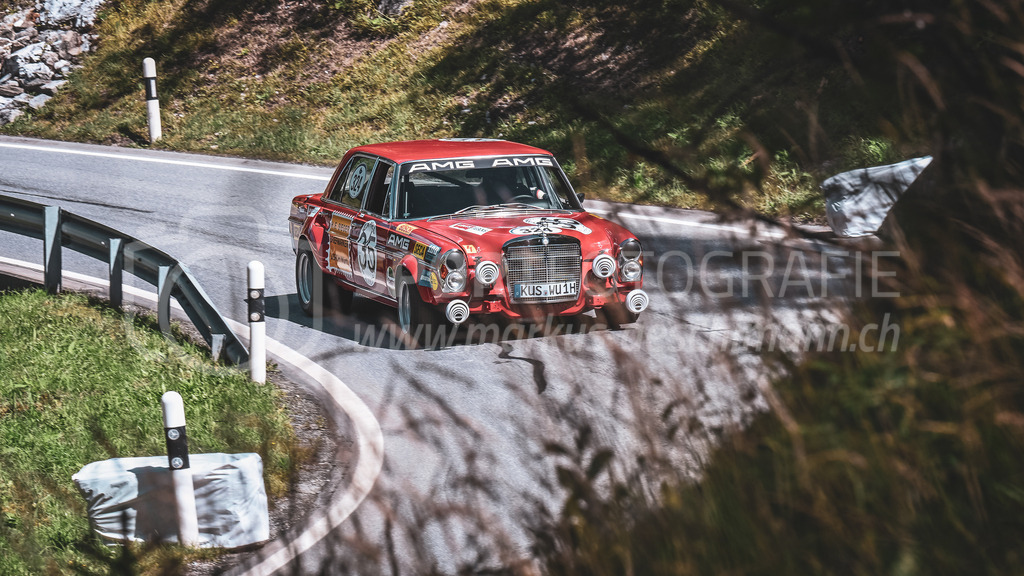 19. Arosa ClassicCar 2023 - 2. September 2023 | 19. Arosa ClassicCar 2023
Arosa, Schweiz
Weber Ulrich aus Schönenberg-Kübelberg mit der Startnummer 324 in einem Mercedes - Benz 300 SEL 6.3, Jahrgang 1970, in der Klasse Alpine Performance.
@arosaclassiccar, @arosa.official, #arosaclassiccar, #arosa, #76curves, #classiccar
Bild: Sportfotografie Markus Aeschimann | www.markus-aeschimann.ch - Realisiert mit Pictrs.com