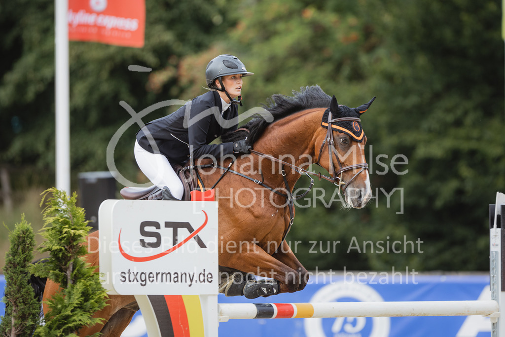 220729_BHO_GT_M2-Spr_1-244 | Deine schönsten Turniermomente als professionelle Fotos! Entdecke hochwertige Pferdesport-Fotografie im Online-Shop. Jetzt Fotos finden & bestellen!