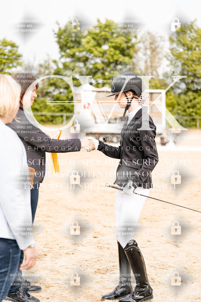CK904944 | Turnierfotografie Pferdefotografie Trier Rheinland-Pfalz Pferdesport Reitsport Tierfotografie Sportfotografie Pferdevideo Pferdevideografie Equestrianvideography equestrianphotography  - Realisiert mit Pictrs.com