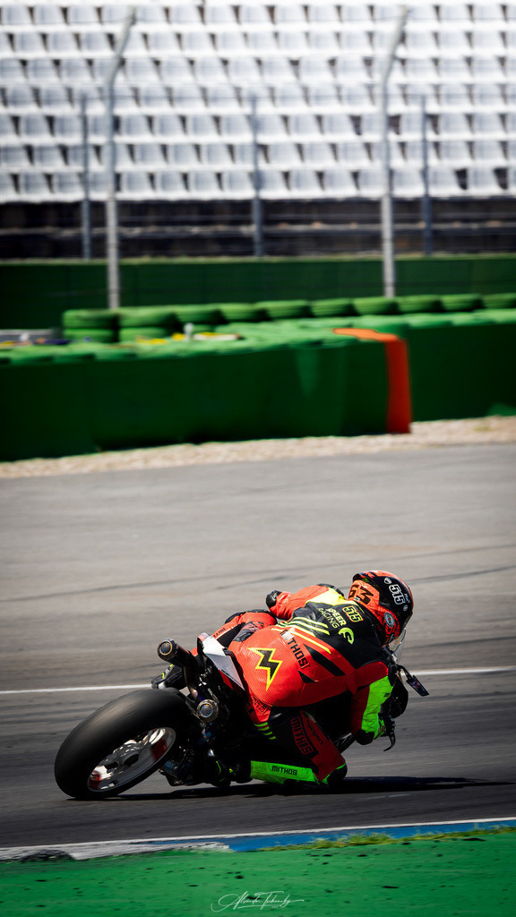 Ducati Trackday Hockenheimring 2026 | Entdecken Sie die faszinierende Welt von Alexander Tschuncky Arts: Kreative Fotografie, atemberaubende Automobilkunst und hochwertiger Bilderdruck. Lassen Sie sich inspirieren! - Realisiert mit Pictrs.com