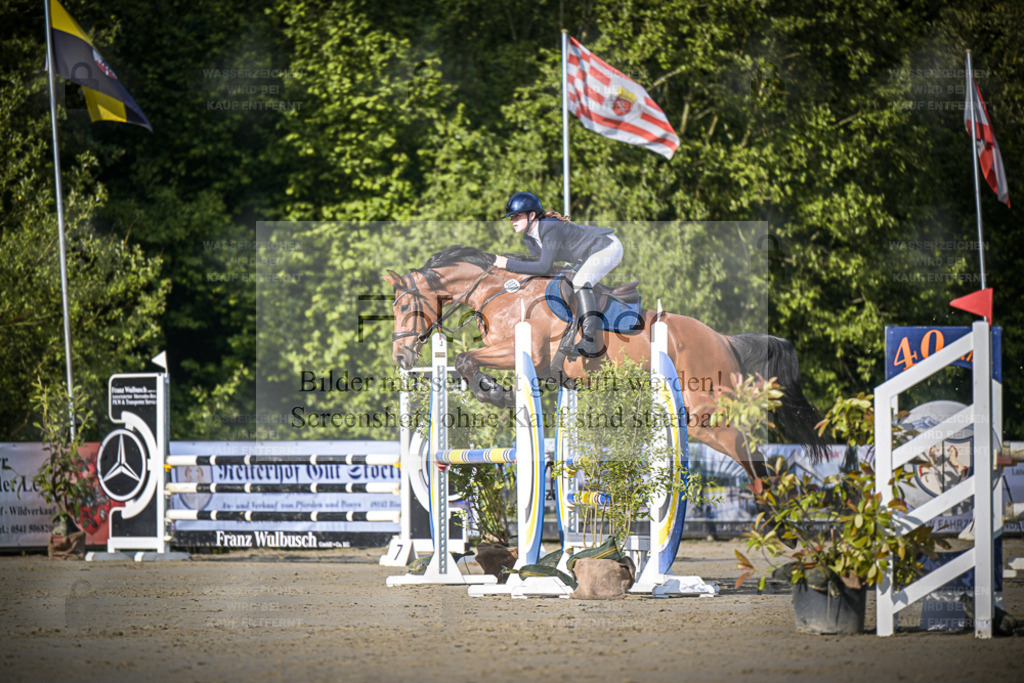 DOS_1838 | Entdecke hochwertige Reitturnierfotos von Foto Oger. Professionell, emotional und authentisch – jetzt Lieblingsmomente im Shop bestellen. - Realisiert mit Pictrs.com