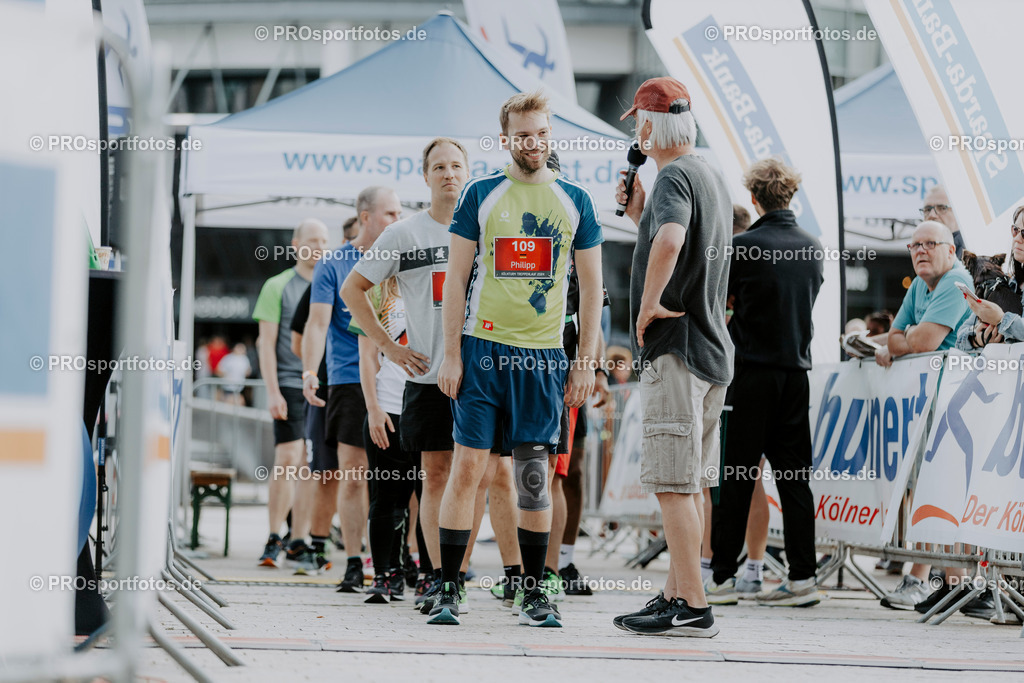 240825_Treppenlauf-133 | Professionelle Fotos Ihrer Laufsportveranstaltung.