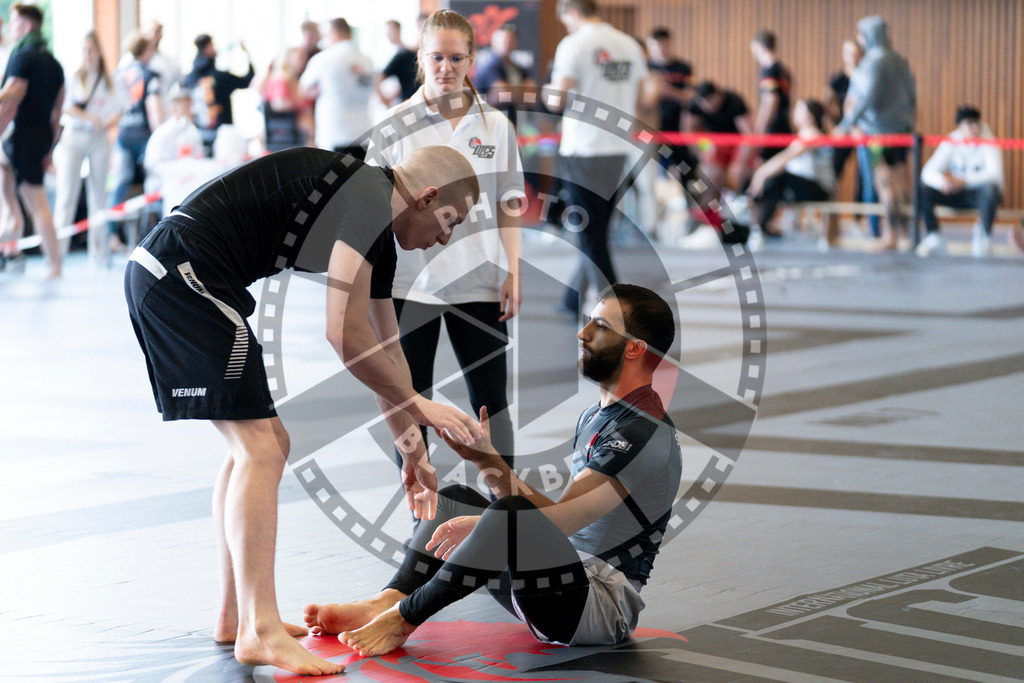 20240608PBB03058 | Fighters compete during the ILLCS VII summer edition luta livre competition in Hannover, Germany, on June 8, 2024.