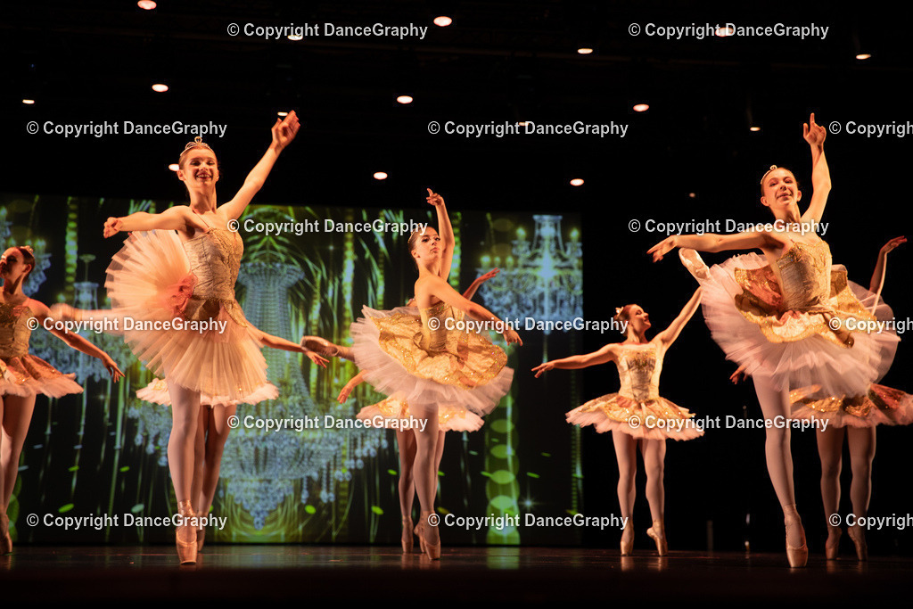 GPHY5349 | DanceGraphy - Realisiert mit Pictrs.com