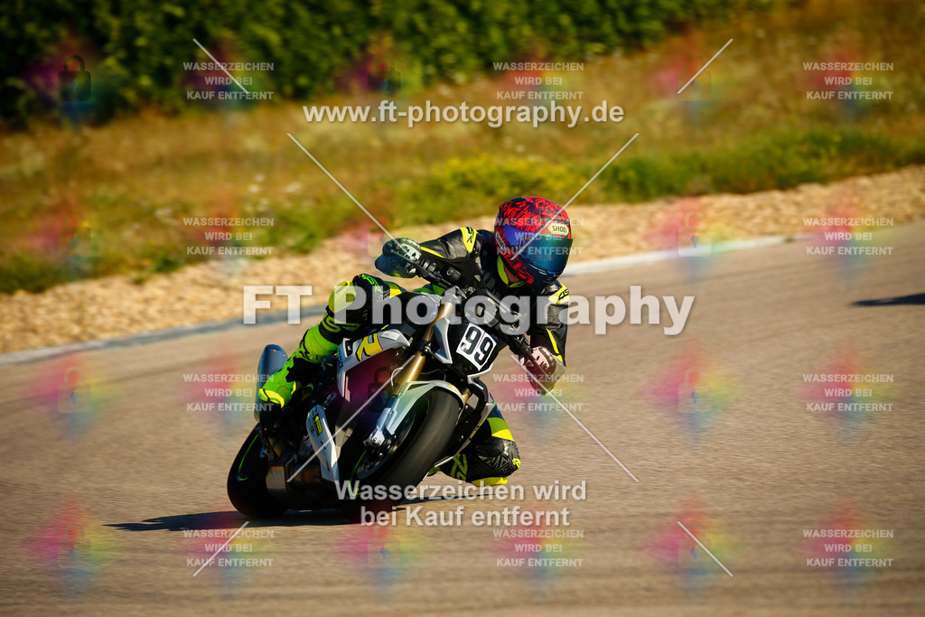 _MOT8452 | Hier findet Ihr Bilder von Touristenfahrten auf der Nürburgring Nordschleife oder von anderen Veranstaltungen die ich besucht habe. Viel Spass beim Durch Schauen 