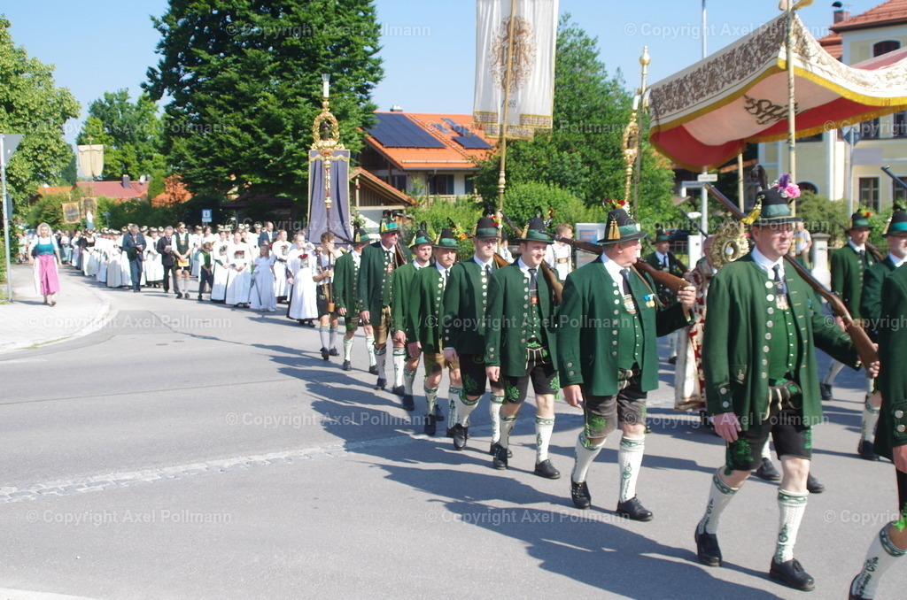 IMGP3291 | fotografiert von Axel PollmannLeonhardi Wallfahrt Benediktbeuern und Murnau, Fronleichnam, Fasching, Landschaft im Loisachtal und Benediktbeuern  - Realisiert mit Pictrs.com