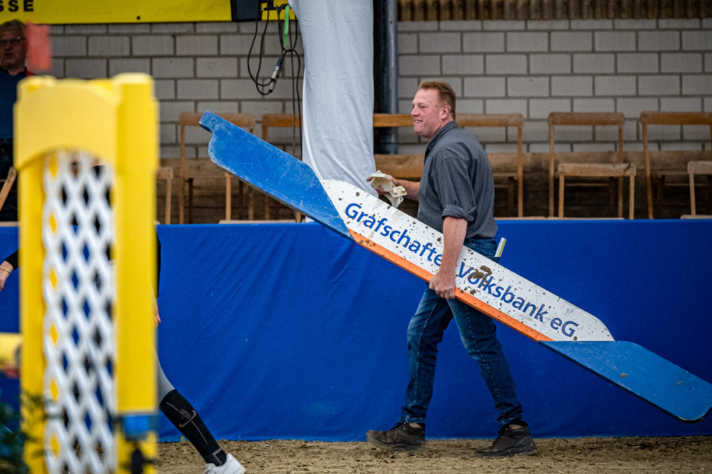2026-10-Isterberg-Springen-6-1-S-0002 | Entdecke hochwertige Reitturnierfotos von Foto Oger. Professionell, emotional und authentisch – jetzt Lieblingsmomente im Shop bestellen.Deutschlandweite Turnierfotografie. - Realisiert mit Pictrs.com