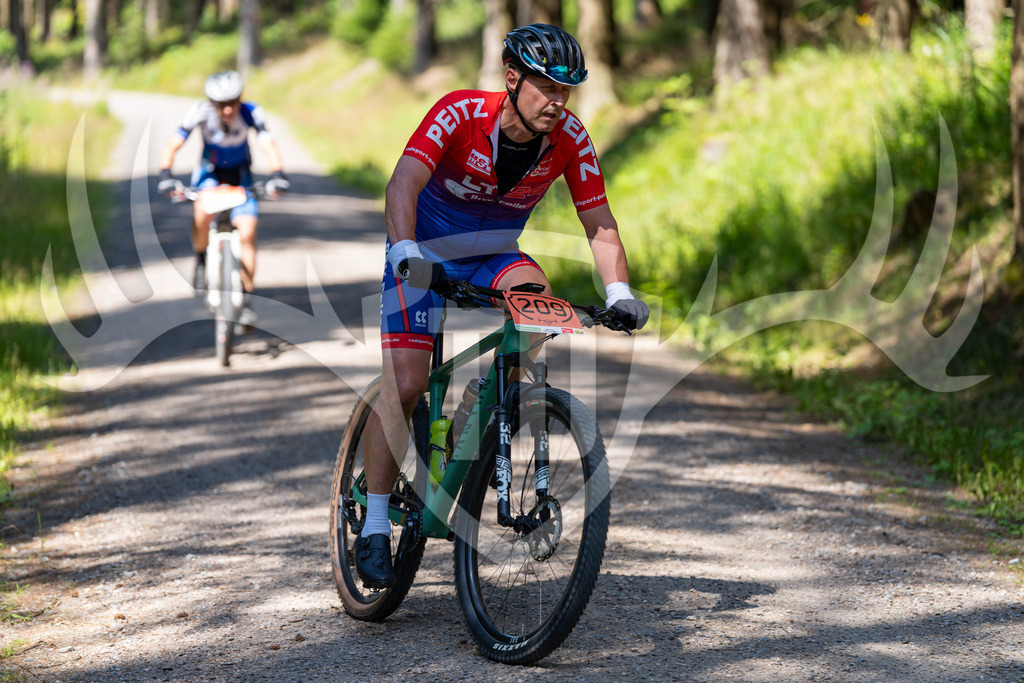_DSC5450 | Fotogalerie der Treibjagd im Dunkelwald - Dein MTB Etappenrennen im Erzgebirge - Realisiert mit Pictrs.com