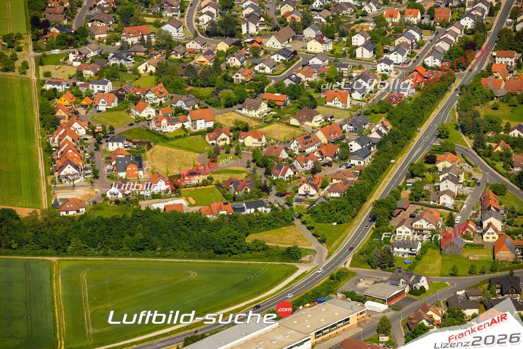 Das Luftbild zeigt  Uettingen - Die Luftaufnahme wurde 2023 vom UL-Flugzeug aus erstellt ( keine Drohne ) - Hochauflösende Luftaufnahme - Für grossformatige Ausdrucke geeignet. Die Geschenkidee !Mit Lizenz und Bildrechte bestellbar