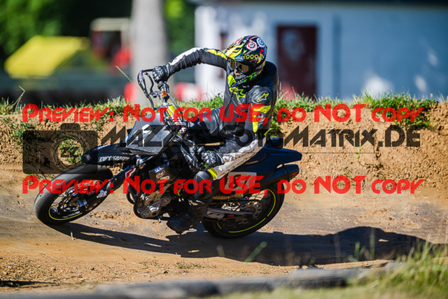 MaZZes_FotoMatrix_220702_2492 | S4