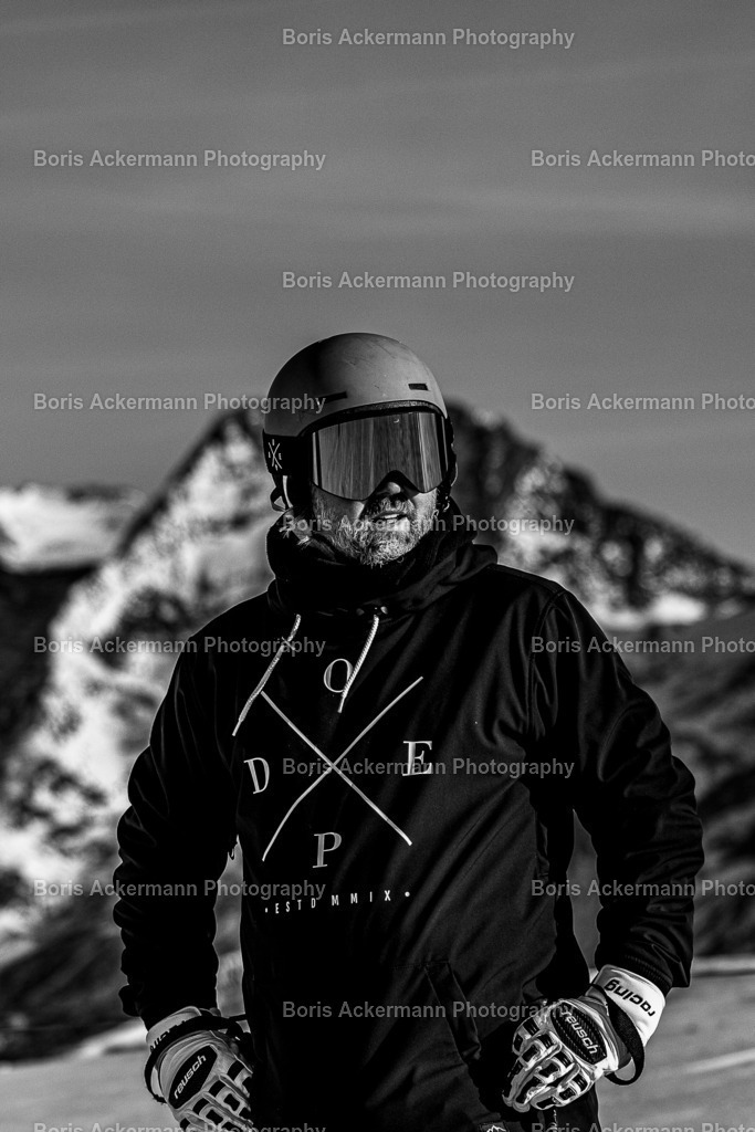 2023123001-22 | FineArtPrint, Hahnemühle, FeeGalerie, Fee Galerie, Fotokunst, Fotografie, Canonphotography, Bergfoto, Matterhorn, Rimpfischhorn, Allalinhorn, Saas-Fee, Wallis, Valais, Switzerland, Bergfotografie