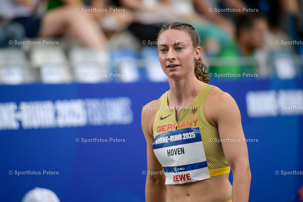 _KP13453_1 | 21.07.2025, xkaix, Leichtathletik, FISU World University Games 2025 v.l. Annkathrin Hoven (Deutschland) im 400m Vorlauf - Realisiert mit Pictrs.com