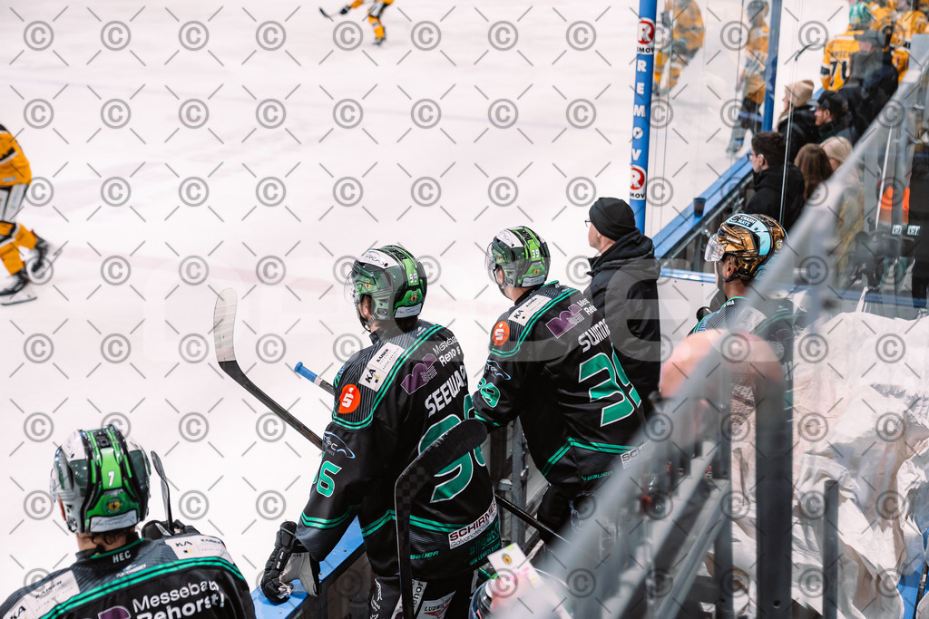 Alligators_vs_Toelz_18_11_2025-39 | Höchstadt Alligators Fotogalerie: Eishockey-Action aus Franken. Professionelle Spielfotos, Portraits & Stadionbilder zum Download. Jetzt entdecken! - Realisiert mit Pictrs.com