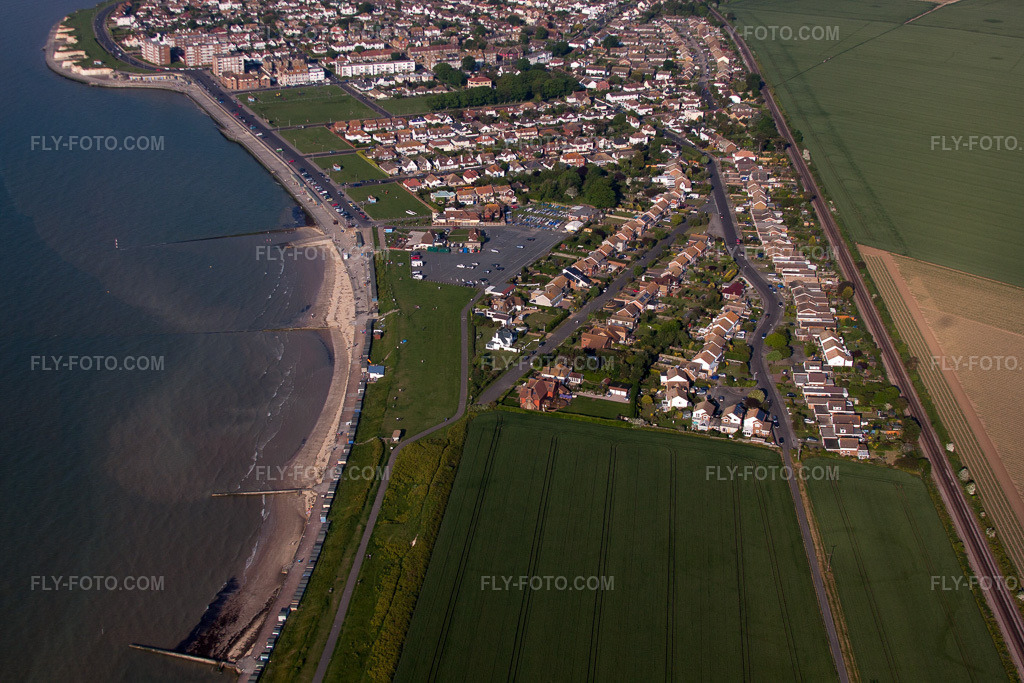 Aerial view: View of the town in Birchington-on-Sea in the state England, Great Britain.Photo: IMG_50406.jpg taken on 05/27/2012 by Werner Riehm/FLY-FOTO.comResolution of the original: 4752 x 3168 px