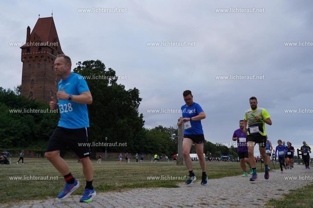 DSC05327 | Lichterlauf  - Realisiert mit Pictrs.com