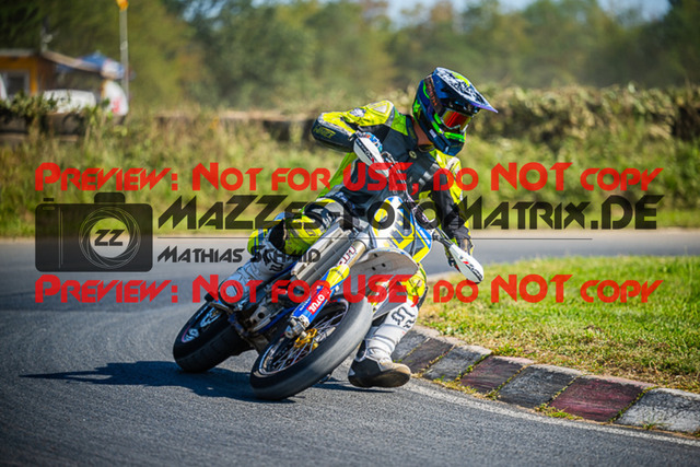 MaZZes_FotoMatrix_230916_6118 | S4