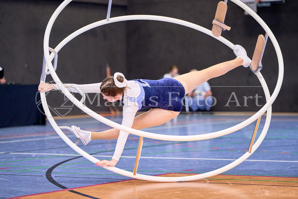 C-DSC00569 | Professionelle Sportfotografie in Hamburg, Schleswig-Holstein und Niedersachsen – spezialisiert auf Rhönrad, Geräteturnen, Leistungsturnen und rhythmische Sportgymnastik. Bundesweite Begleitung von Rhönrad-Events. Jetzt Sport-Fotos - Realisiert mit Pictrs.com