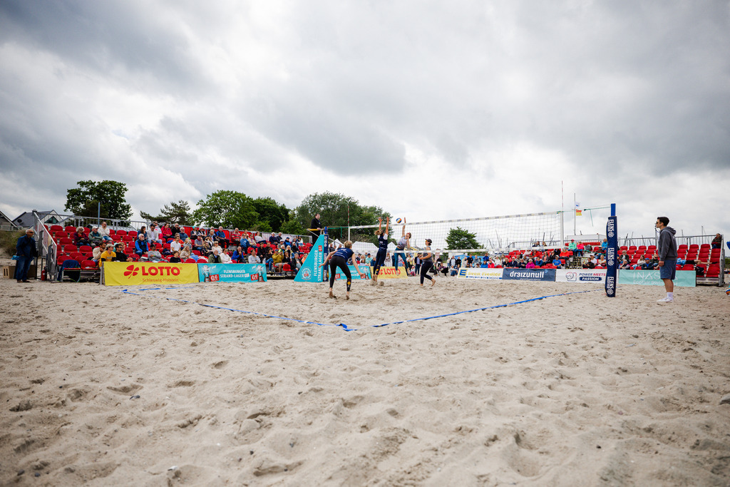 Beachvolleyball I Saison 2026 I FLENS Beach-Tour I 4. Turnier I Niendorf | Jasper Lorenz Fotografie - Realisiert mit Pictrs.com