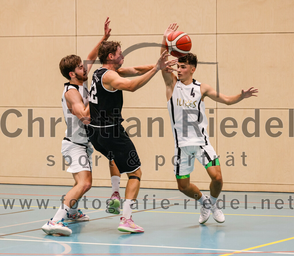 2023-10-08_077_TSV_Vaterstetten_gegen_ESV_Staffelsee | Vaterstetten, Deutschland, 08.10.2023:
Basketball, Bayernliga Herren Süd 2023 / 2024, 3. Spieltag, TSV Vaterstetten gegen ESV Staffelsee, Endergebnis: 62:90

Foto: Christian Riedel / fotografie-riedel.net