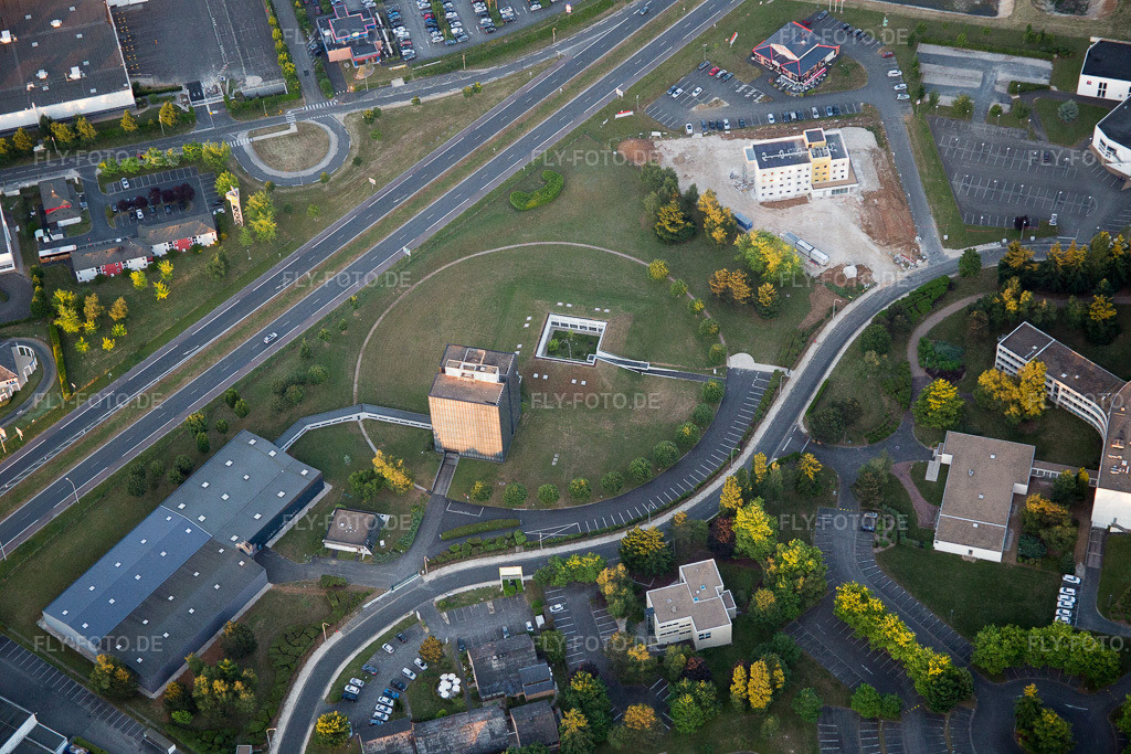 Ortsansicht | Luftbild: Ortsansicht in La Chaussée-Saint-Victor im Bundesland Loir-et-Cher in Frankreich. Foto: IMG_081349.jpg vom 19.06.2015 durch Werner Riehm/FLY-FOTO.de - Realisiert mit Pictrs.com