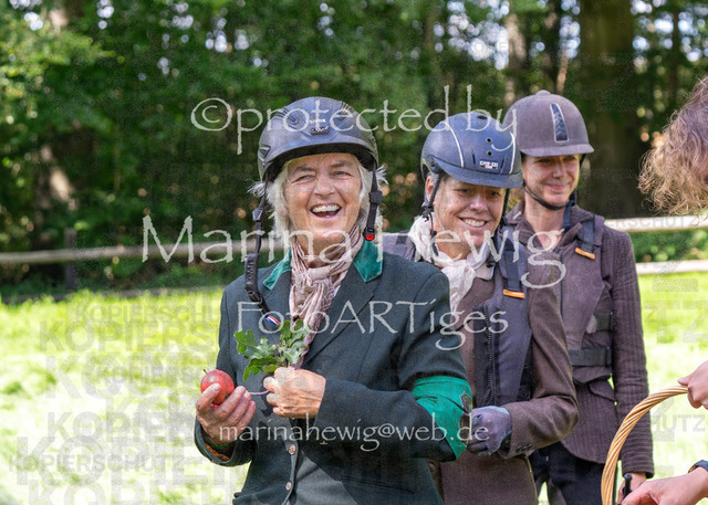 Jagd Wittenberg_MarinaHewig_MCH7014 | Fotografie, FotoArt, PferdesportArt, Pferdesportfotografie, Landschaftsfotografie, Reisefotografie, Reise, Pferde - Realisiert mit Pictrs.com