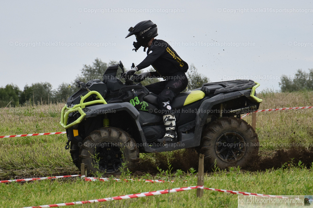 DSC_0047 (2) | Sportfotografie , Motorsport, Motoross, Reitsport, Mointainbike, Enduro,
Landschaft , Outdoor, Eventfotografie, Landschaft, Bilder online bestellen - Realisiert mit Pictrs.com
