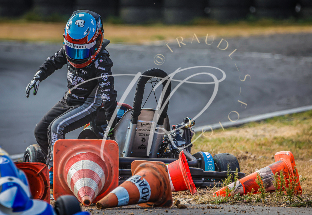 8874426A-890A-49D0-9156-BB96BF9CD670 | traudl_s_fotos