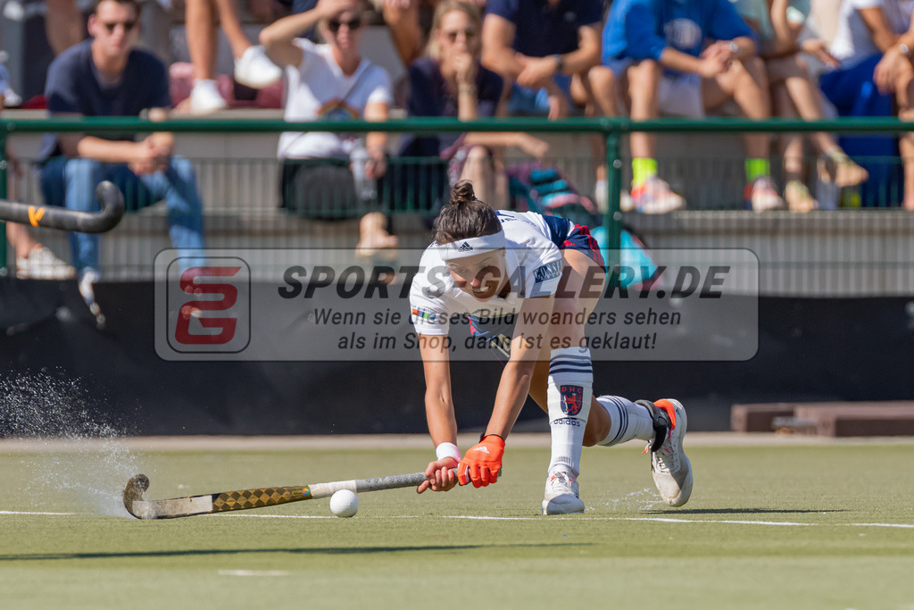 HK_20220903_109606 | 1. Bundesliga Damen Düsseldorfer HC - Berliner HC am 3.9.2022 DHC Düsseldorf, Düsseldorf , Selin Oruz ( Düsseldorfer HC #14 )