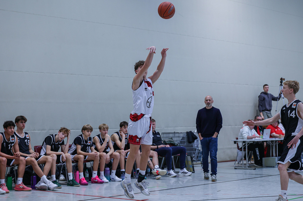 JBBL BAYER GIANTS vs Team BonnKöln RAG-76 | Fotos von Basketballspielen aus dem Raum NRW fotografiert von Gero Mueller-Laschet und Daniel Schaefer - Realisiert mit Pictrs.com