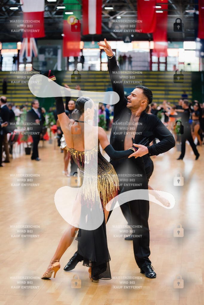 Hessen Tanzt WDSF International Open Latin 9th (12) Philip Andraus _ Ekaterina Tsvetkov (TTC Fortis Nova Maintal)-2025-05-18-2997 | Webshop for digital downloads and prints of dance sport, event & show photographer Julian Link - Realisiert mit Pictrs.com