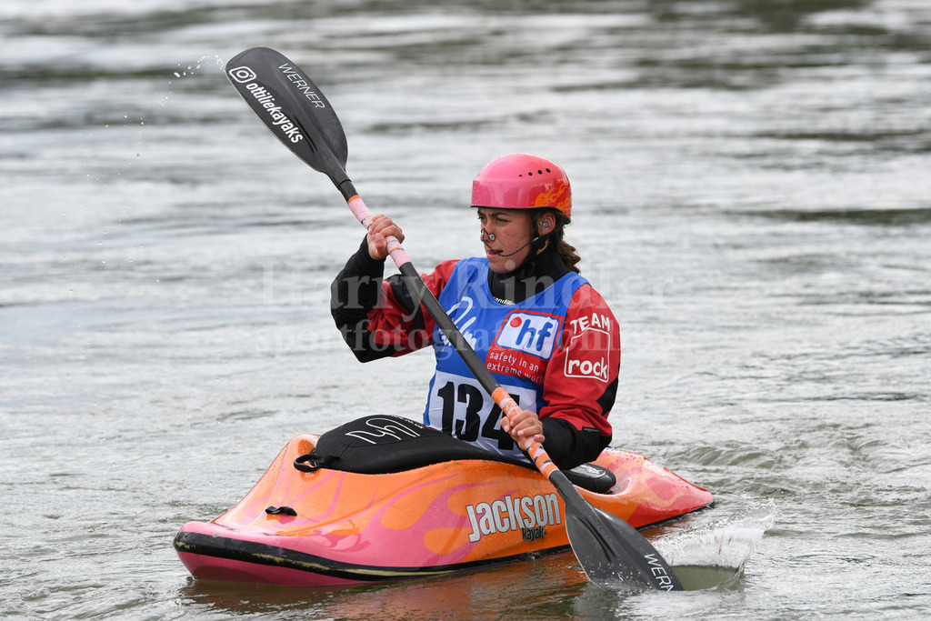 ICF CANOE FREESTYLE WORLD CUP 1 / PLATTLING | 2024 ICF CANOE FREESTYLE WORLD CUP 1 / PLATTLINGWomen's Kayak SurfaceOttilie ROBINSON-SHAW (Great Britain) #134 - Realisiert mit Pictrs.com