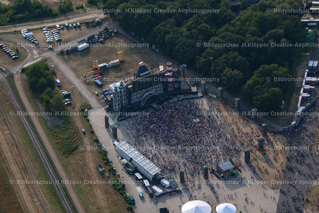 Weeze Parookaville 2022_ Creative_Airphotography H.Klöpper-6168 | Parookaville 2022 Weeze. Das größte Elektro Event Festival mit 220.000 Besucher.  - Realisiert mit Pictrs.com