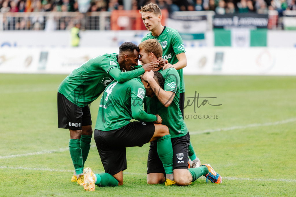 Regionalliga West, Saison 2022/2023, 13. Spieltag: SC Preußen Münster - 1. FC Düren | Regionalliga West, Saison 2022/2023, 13. Spieltag: SC Preußen Münster - 1. FC Düren am 22.10.2022 in Münster (Preußenstadion), Deutschland, Foto: sportfotografie.ms | Markus Paletta - Realisiert mit Pictrs.com