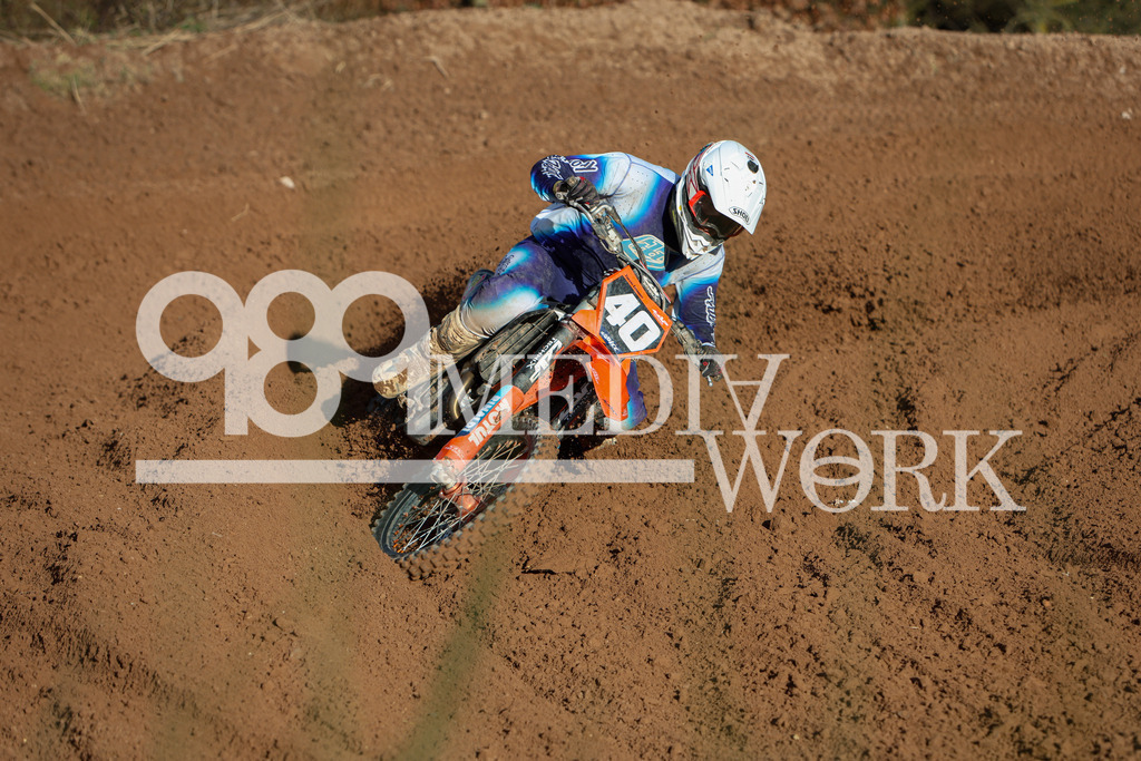 5E6A9307 | 989 MEDIAWORK