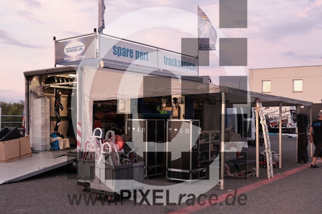 social-20250822_00031 | Schöne Erinnerungen an spannende Momente - das festzuhalten ist unser Job. PIXELrace.de ist seit 2003 auf den Rennstrecken Europas unterwegs um die Action draußen beim Fahren und die wunderbare Stimmung imm Fahrerlager für euch einzufangen.