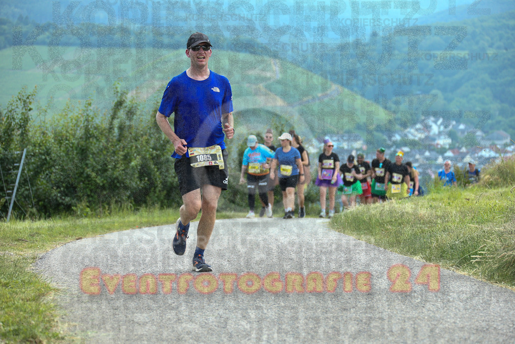 250614_1409_EX1_0212 | Sportfotografie im Rhein-Sieg Kreis, Köln, Bonn, NRW, Rheinland Pfalz, Hessen, etc. Unser Tätigkeitsfeld umfasst den Laufsport vom Volkslauf über den Marathon, Duathlon, Triathon bis zum Ultralauf wie Kölnpfad Ultra oder Schindertrail.