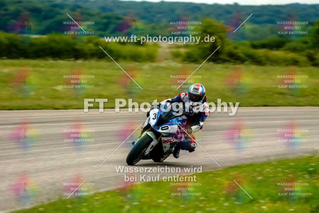 Chambley Juli-3246 | Hier findet Ihr Bilder von Touristenfahrten auf der Nürburgring Nordschleife oder von anderen Veranstaltungen die ich besucht habe. Viel Spass beim Durch Schauen 