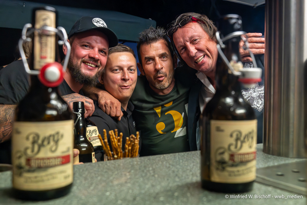 _DSC5250-Verbessert-RR | <Fotografie> <Video> <Film> <Winfried Bischoff> - Realisiert mit Pictrs.com