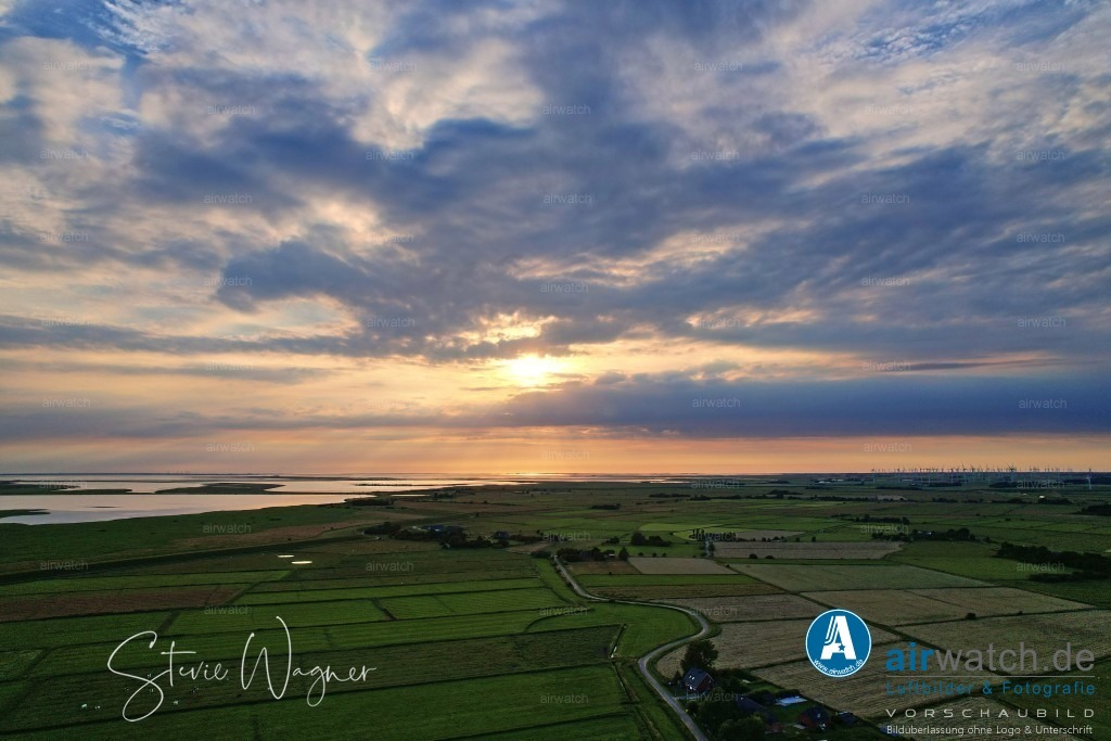 Luftbilder Hattstedtermarsch | Luftbilder, Nordsee, Nordfriesland, Hattstedtermarsch, Sterdebüll, Deichweg, Speckiweg, Seedeichgraben, Holmer See