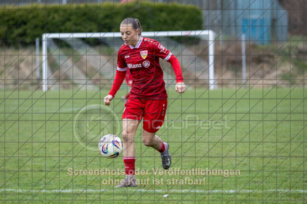 20260315_123948_0556 | #,TV Jebenhausen (schwarz) vs. VfB Stuttgart II (rot), Fussball, Frauen-Verbandsliga Württemberg, 13. Spieltag, Saison 2025/2026, Rasenplatz TV Jebenhausen, Schelmenwasen 3, 73035 Göppingen, 15.03.2026 - 11:00 Uhr,Foto: PhotoPeet / Event- &amp; Sportfotografie / Peter Harich
