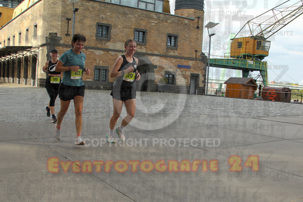 250920_1532_EV4_9083 | Sportfotografie im Rhein-Sieg Kreis, Köln, Bonn, NRW, Rheinland Pfalz, Hessen, etc. Unser Tätigkeitsfeld umfasst den Laufsport vom Volkslauf über den Marathon, Duathlon, Triathon bis zum Ultralauf wie Kölnpfad Ultra oder Schindertrail.