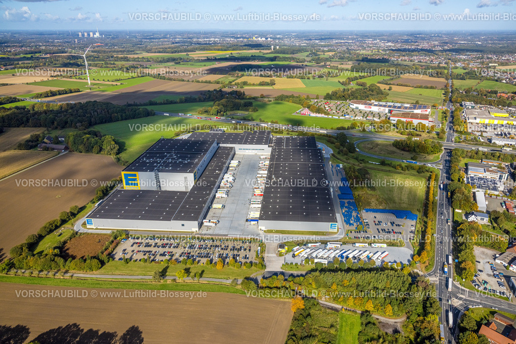 Hamm241007977 | Luftbild, EDEKA Logistikzentrum Zentrallager Hamm, Im Sutenkamp, hinten Höffner Möbelhaus und Zirkuszelt, Stadtbezirk Rhynern, Hamm, Ruhrgebiet, Nordrhein-Westfalen, Deutschland