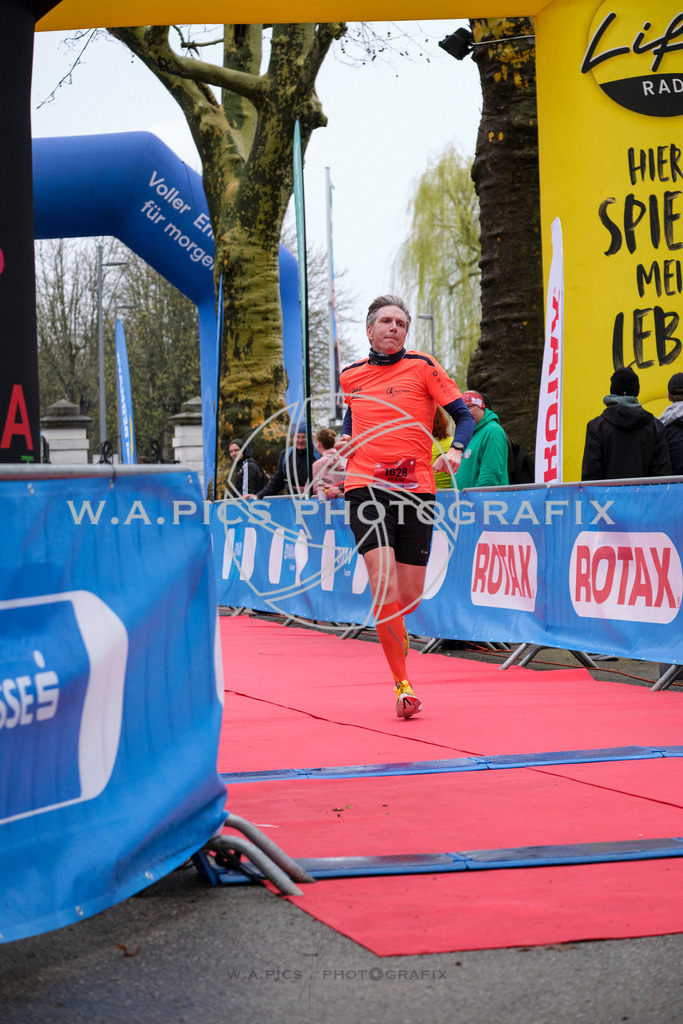 ..... | AUSTRIA, Wels, 30.03.25, ALOHA Wels Halbmarathon, Image Shows: , Foto: Wapics/RING M.